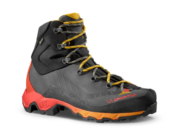 La Sportiva Aequilibrium Trek GTX ZFHS139G00Y00 CarbonYellow