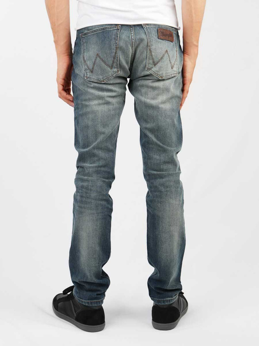 Wrangler® Larston Slim Tapered W18S0878G